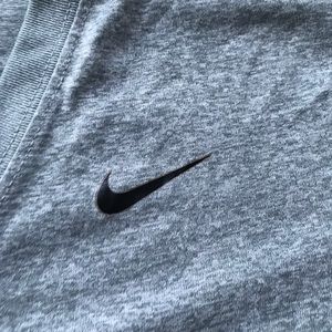 Women’s Nike T-shirt